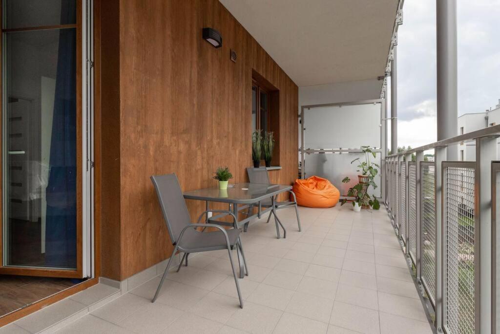 Geodezyjna '70 Cozy Rooms P2 Warsaw Luaran gambar